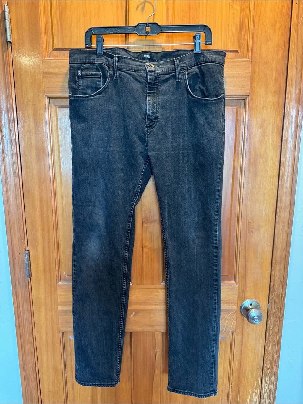 Vans Men’s Black Straight Slim Jeans Size 36 x 32